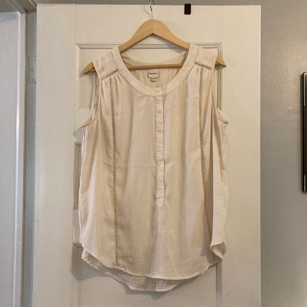 Medina cream colored tank top